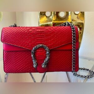 Crimson fashion shoulder Bag